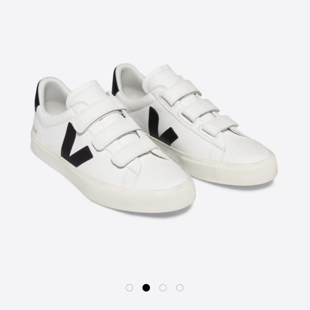 Vejas Recife White & Black Sneakers